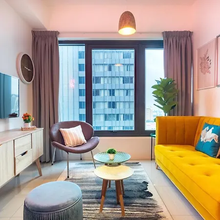 Tropicana 218 X Airlevate Suites George Town Bagian luar foto