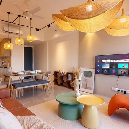 Tropicana 218 X Airlevate Suites George Town Bagian luar foto