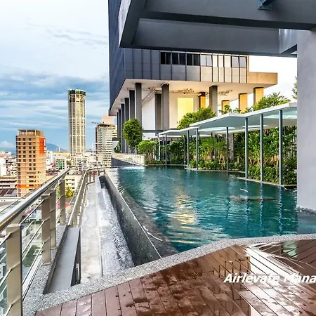 Tropicana 218 X Airlevate Suites George Town Bagian luar foto