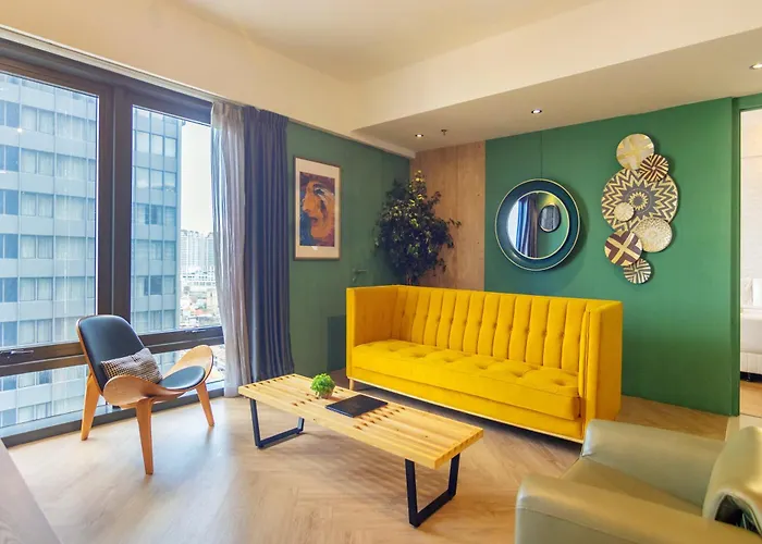 Tropicana 218 X Airlevate Suites