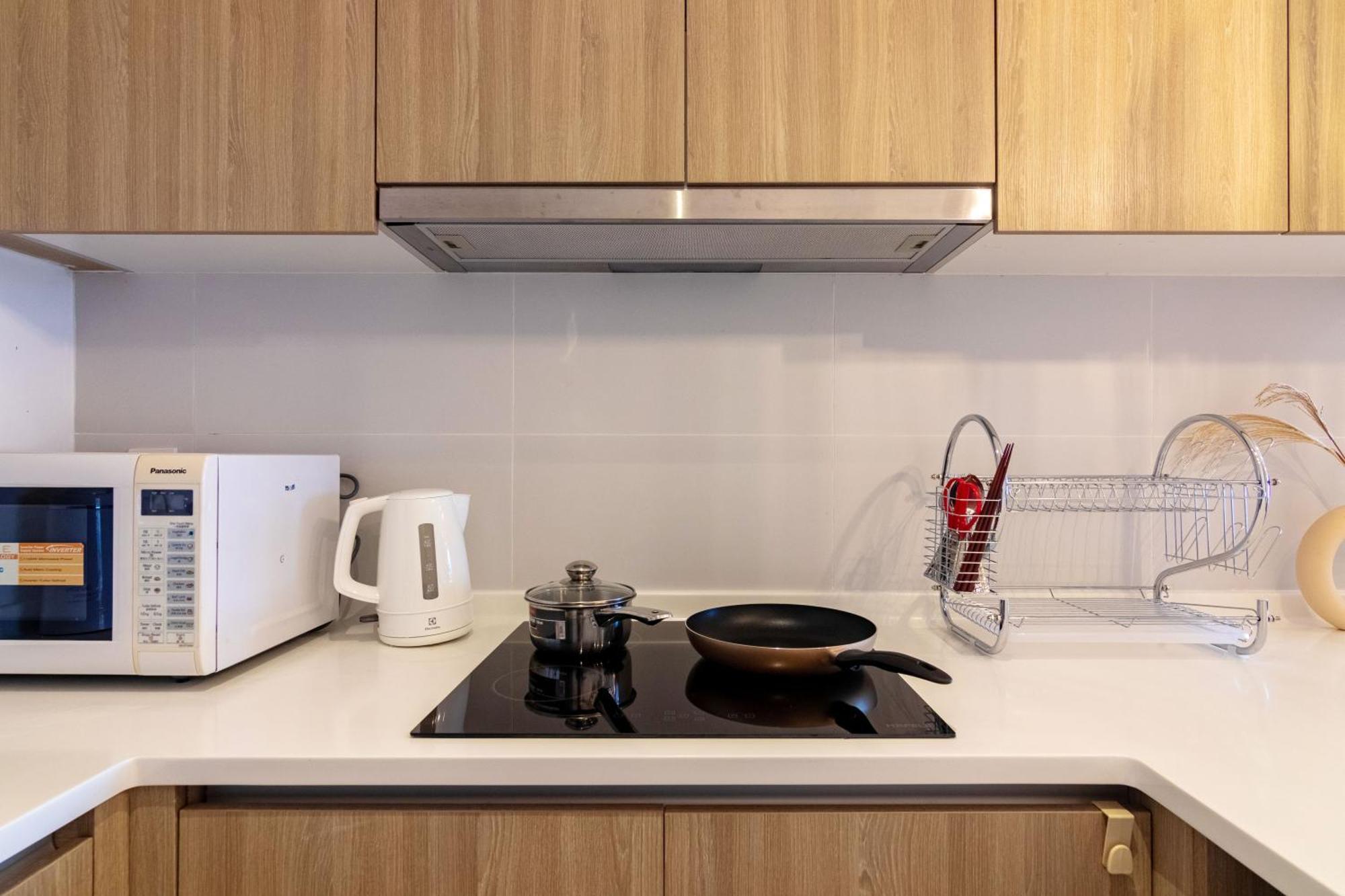 Tropicana 218 X Airlevate Apartment