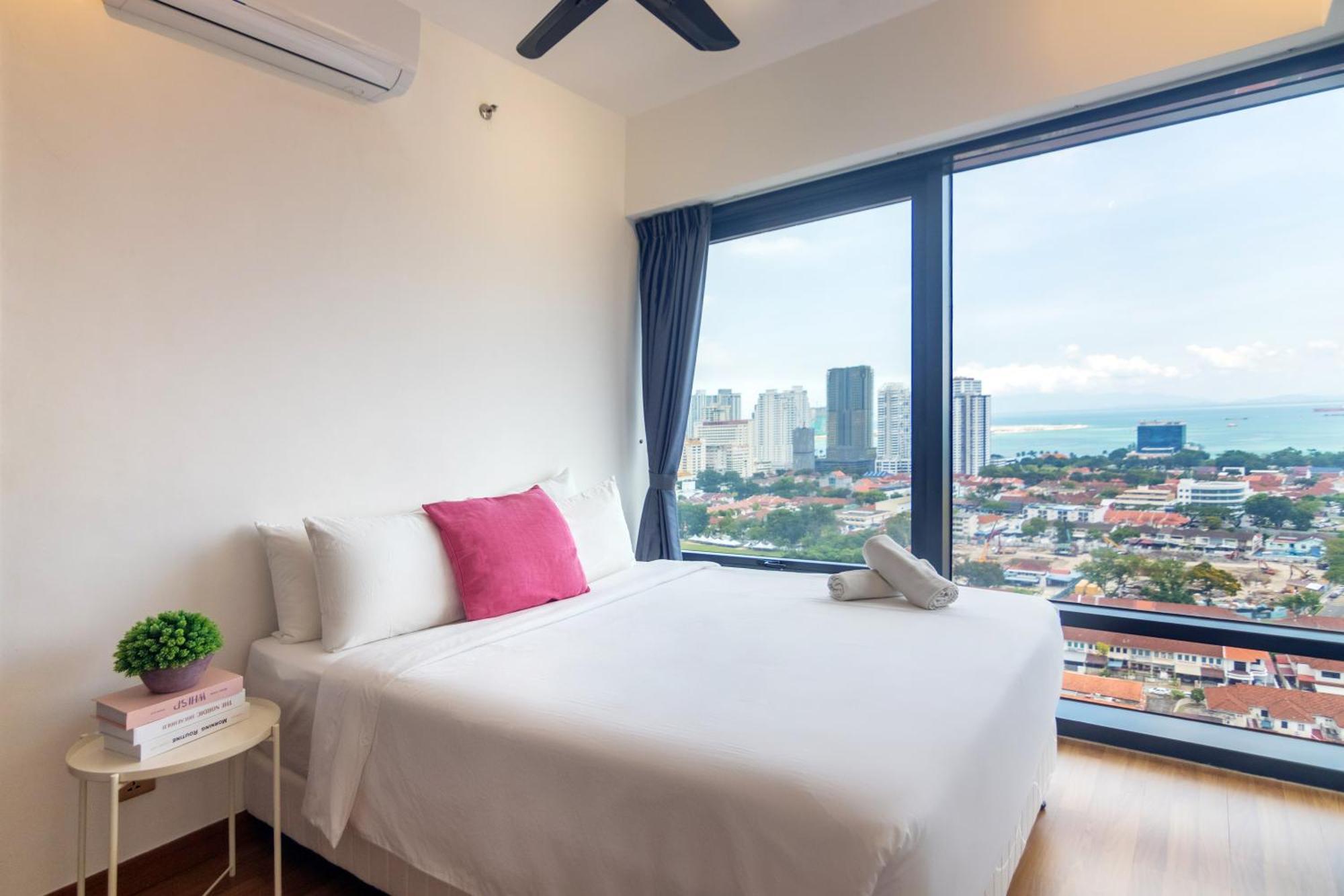 Tropicana 218 X Airlevate Apartment George Town